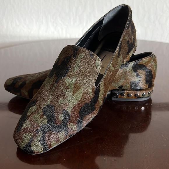 DOLCE VITA New Camo Studded Loafer Size 6.5 - Picture 4 of 16